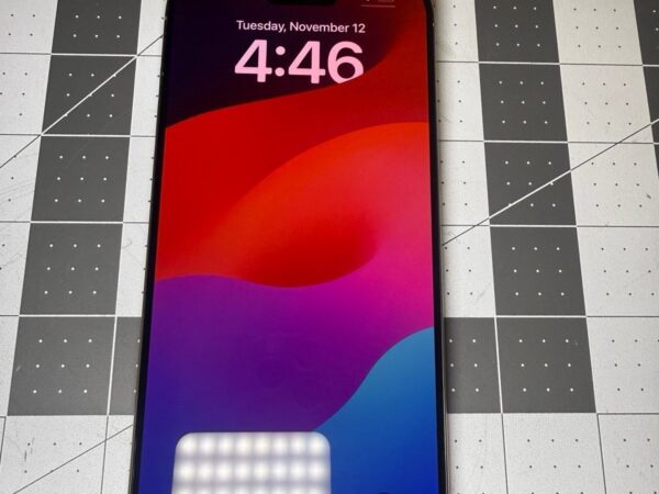 iPhone 15 pro max unlocked 9J11