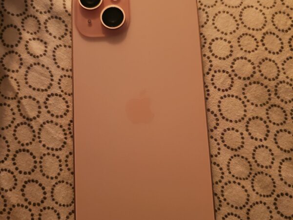 iPhone 15 plus Pink 256gb unlocked 7L83