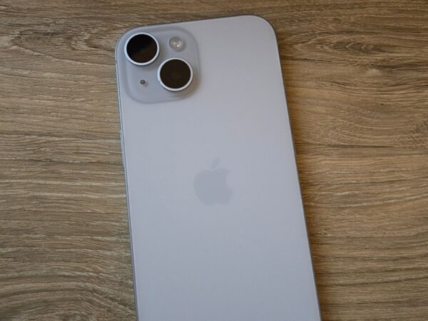 Apple iPhone 15 blue 128gb for tmobile/metro/sprint 8N37