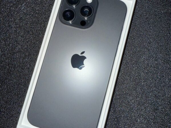 iPhone 15 Pro Max 1 TB 9T39