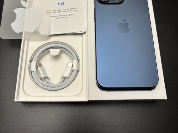 Apple iPhone 15 Pro Max Blue 256GB 100% Battery 1Z88