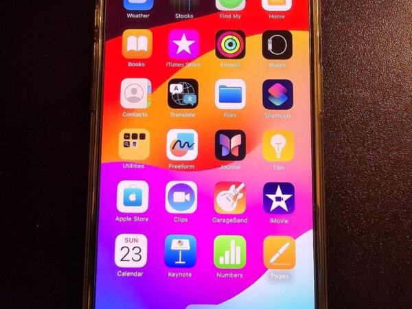 Apple iPhone 15 Pro Max 5K63