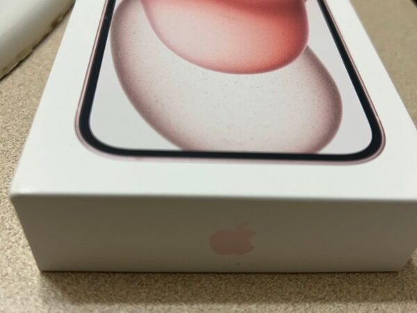 iPhone 15 T-Mobile 128 GB 9B95