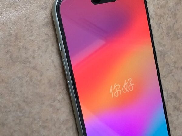 iPhone 15 256GB UNLOCKED 6P88