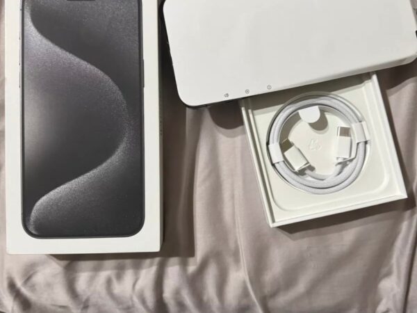 Apple iphone 15 pro max phone unlocked 8L92