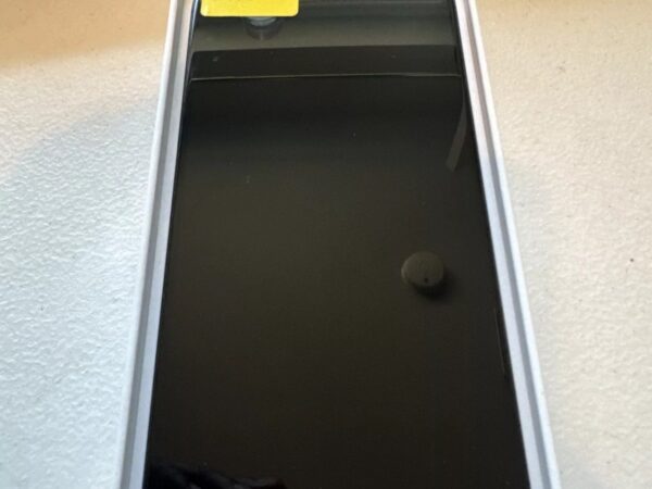 iPhone 15 Pro Max 256gb unlocked battery 89% 3B83