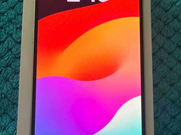 Apple iPhone 15 plus 7M89