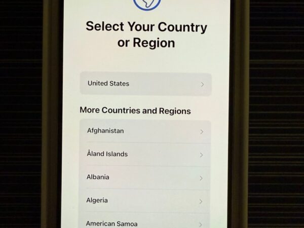 Apple iphone 15 pro max phone 7C61