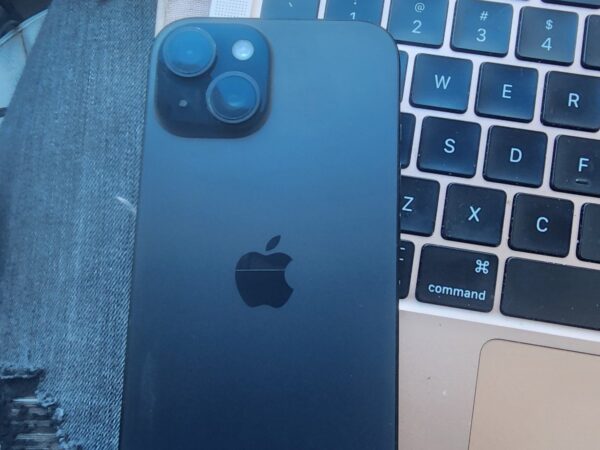 Unlocked apple iPhone 15 128g 1B91