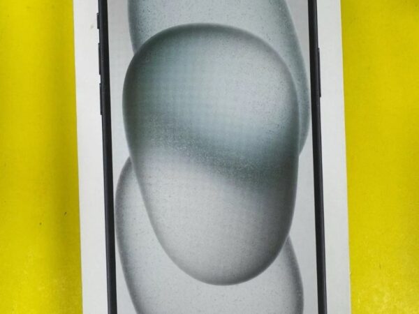 iphone 15 plus Brand new sealed 3Q13