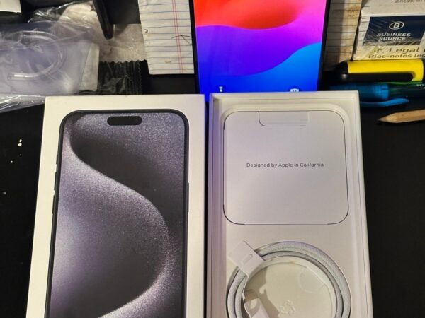 APPLE IPHONE 15 PRO MAX 512GB UNLOCKED WORLDWIDE IN MINT CONDITION TITAN BLUE 2K21